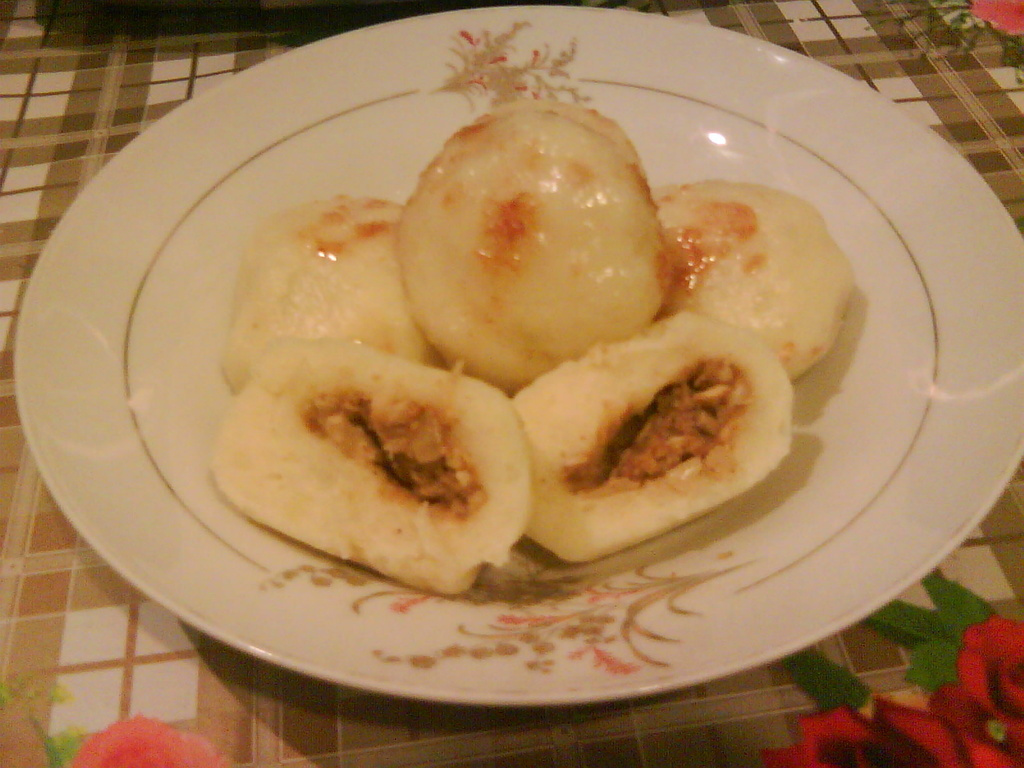 Kluski ślaskie nadziewane gyrosem przepis Mojegotowanie.pl