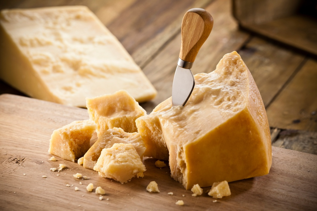 Parmigiano reggiano, Grana padano, Pecorino Romano czym się różnią i