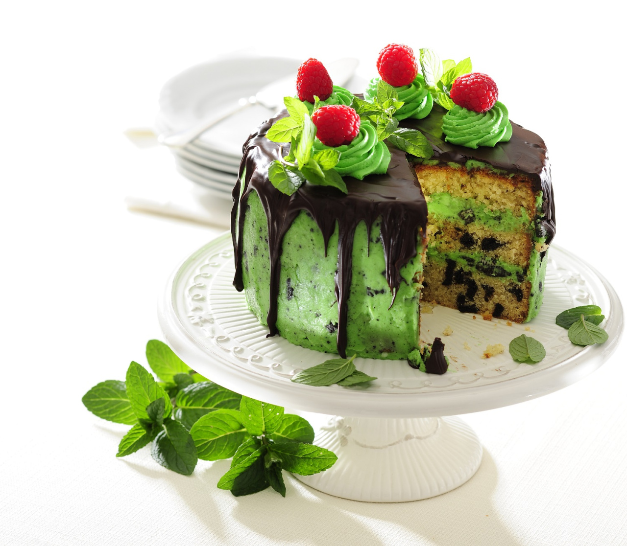 Tort miętowy z ganache