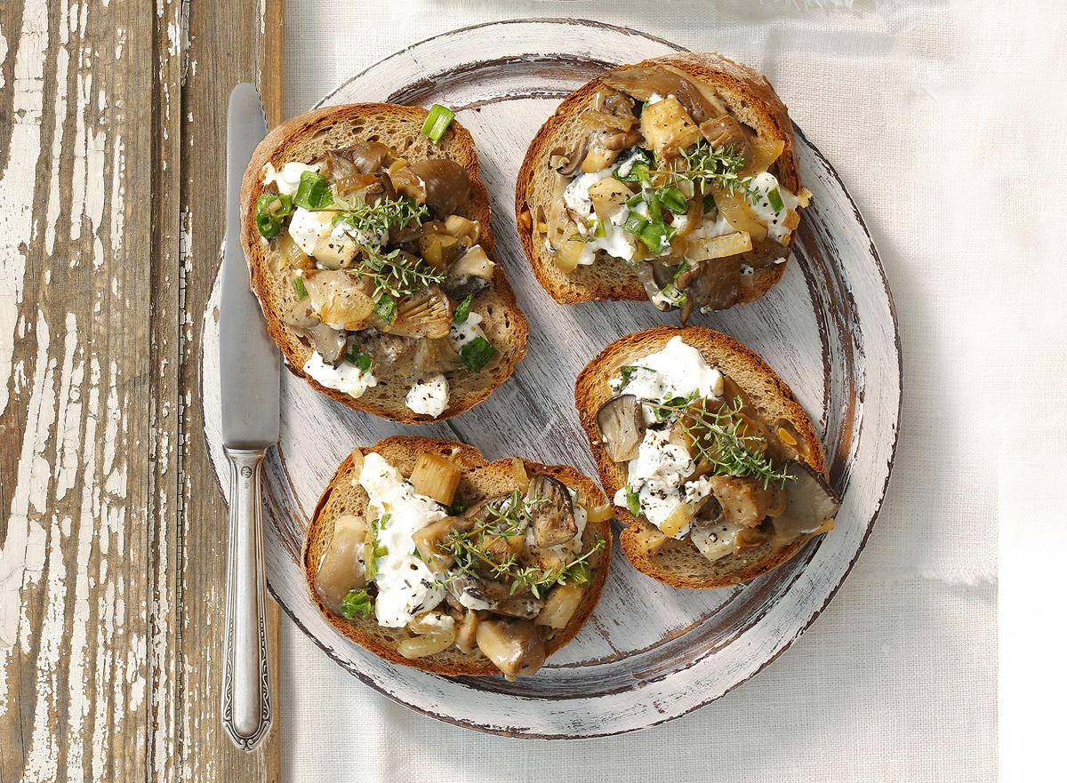 Bruschetta z boczniakami