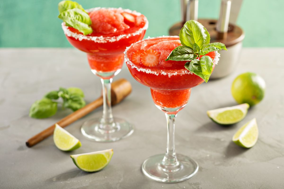 Strawberry daiquiri – drink z truskawkami