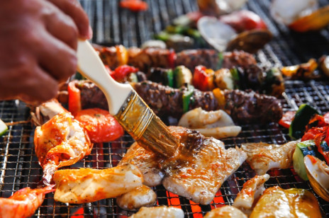 Marynaty na grilla – 7 najlepszych przepisów do mięs, ryb i warzyw