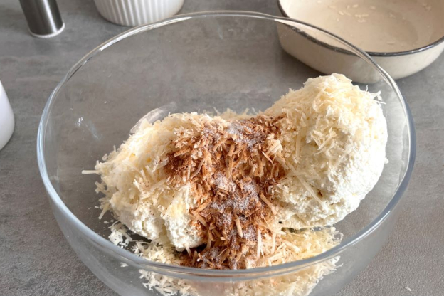 gnudi - ricotta, parmezan, gałka muszkatołowa