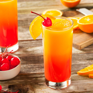 Tequila sunrise – dwukolorowy drink z tequilą