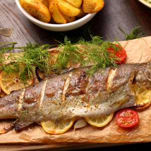 pstrąg z grilla z cytryną i koperkiem