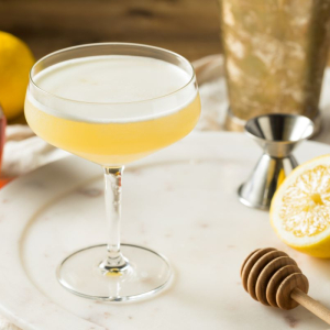 Bee’s knees – drink z ginem