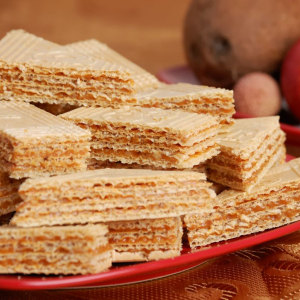 Wafle z masą krówkową