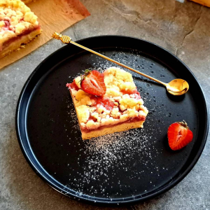 Kruche ciasto z truskawkami