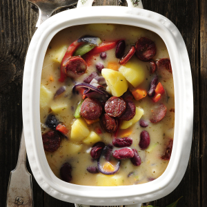 Pikantna zupa fasolowa