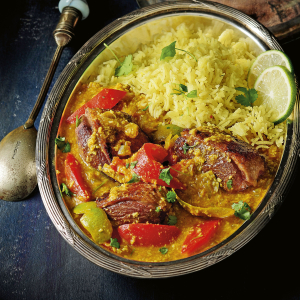 Curry z kaczką i szafranowym ryżem