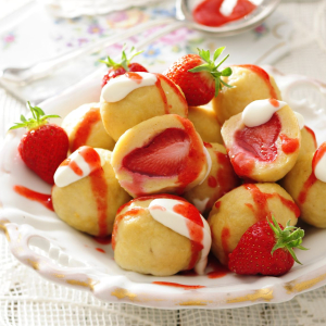 Knedle z truskawkami