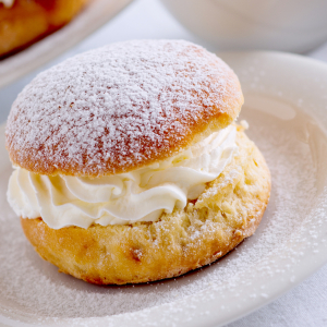 pączki z bitą śmietaną