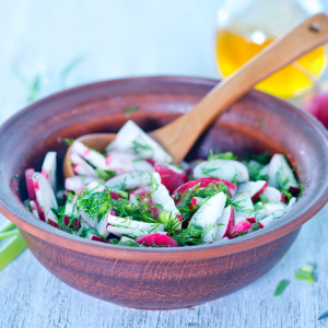 Surówka z rzodkiewki