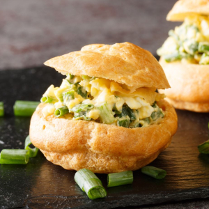 ptysie z pastą jajeczną