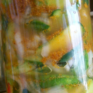 ogórki z pieprzem ziołowym