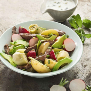 Sałatka z młodych ziemniaków