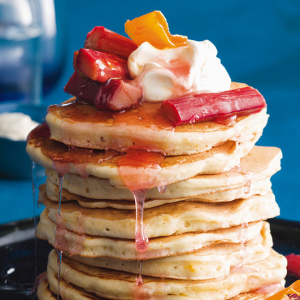 racuchy-z-rabarbarem