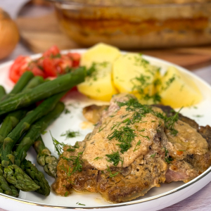 Karkówka w zupie cebulowej