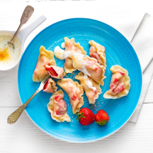 pierogi z truskawkami