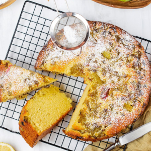 Ciasto jogurtowe z rabarbarem