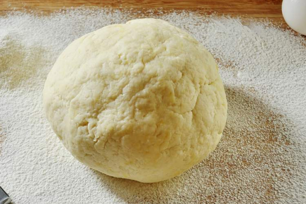 Zagniecione ciasto na pierogi