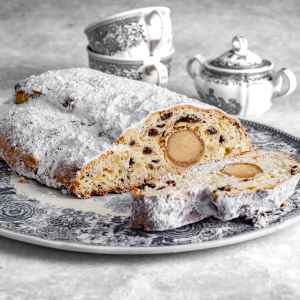 stollen - bożonarodzeniowa strucla drożdżowa