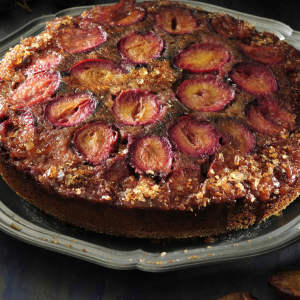 imbirowy-placek-ze-sliwkami