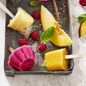 Egzotyczne domowe lody na patyku