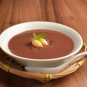 Zupa z czerwonej fasoli