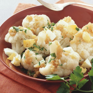 Kalafior z bułką tartą