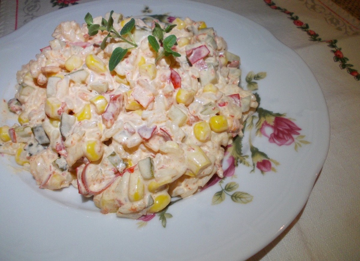 Sałatka "konserwowa" z ryżem