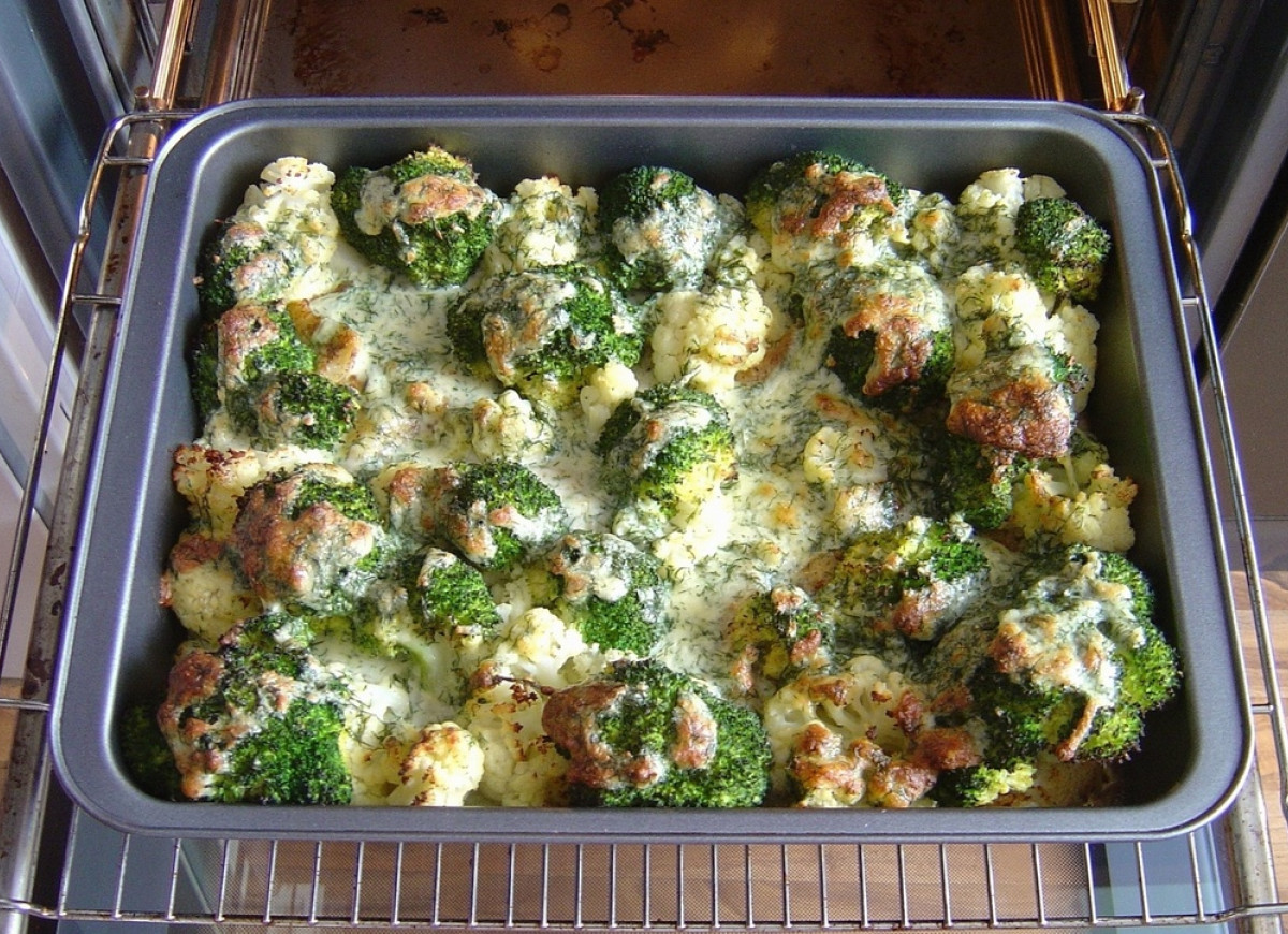 Karmazyn Zapiekany z Brokułami i Kalafiorem