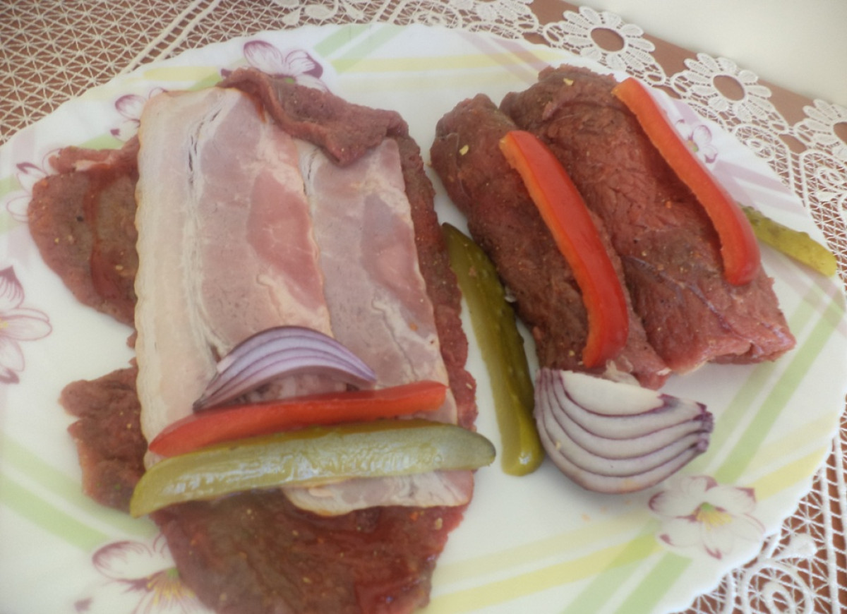 Zrazy wołowe z boczkiem i piwem