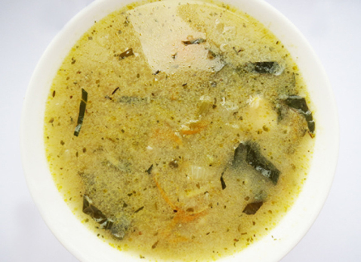 Wegetariańska  zupa ogórkowa