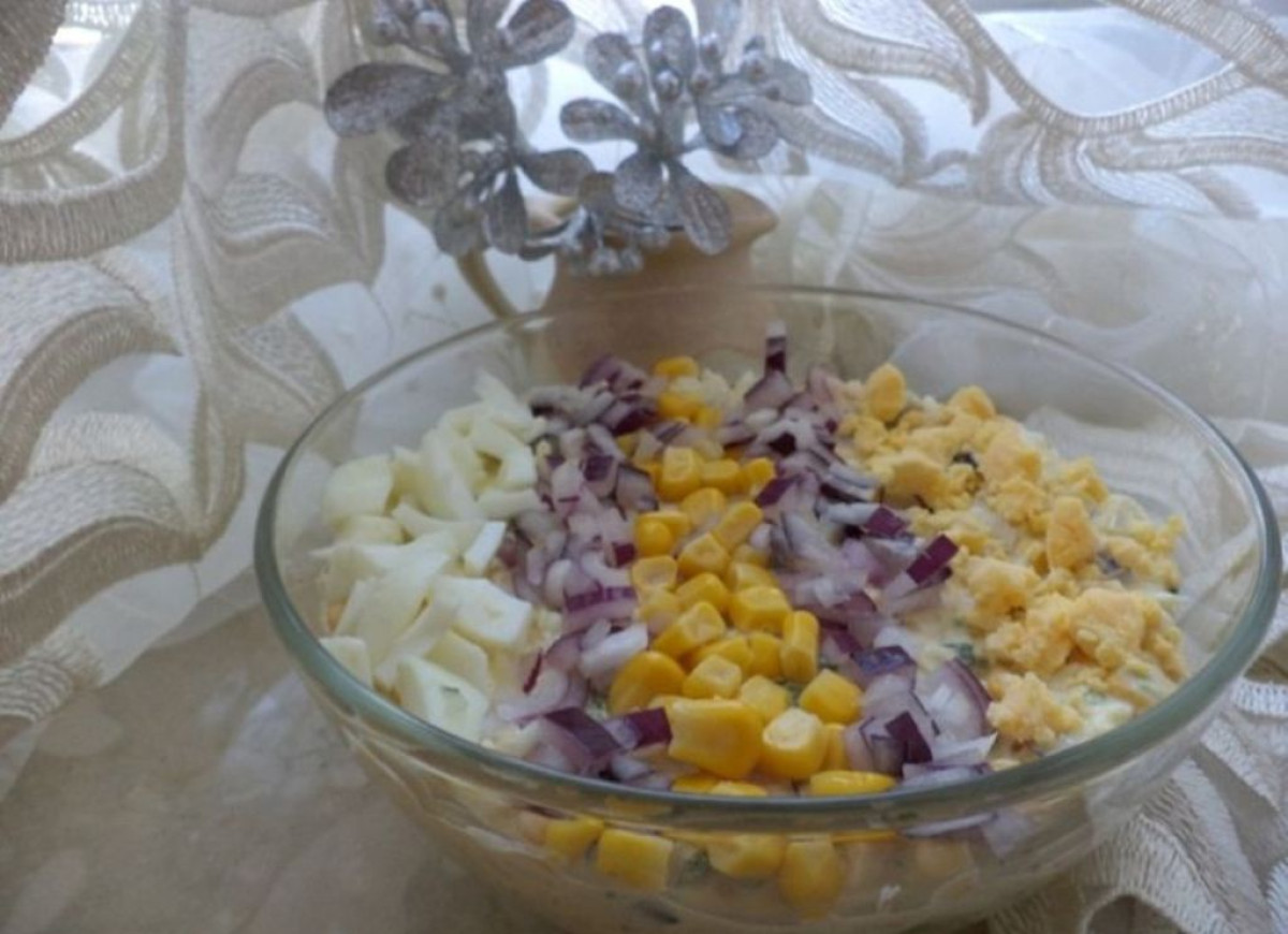 Sałatka z patisona marynowanego