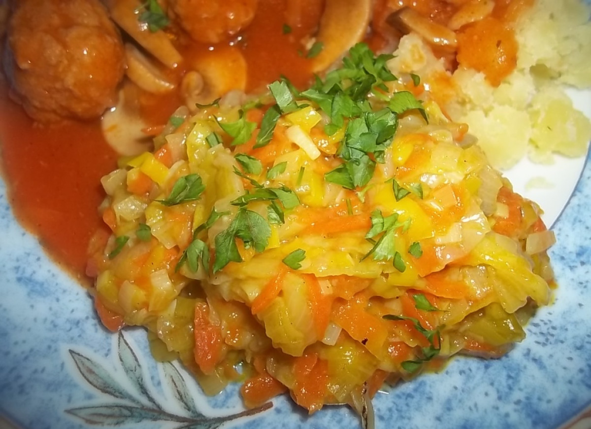 Por duszony z marchewką