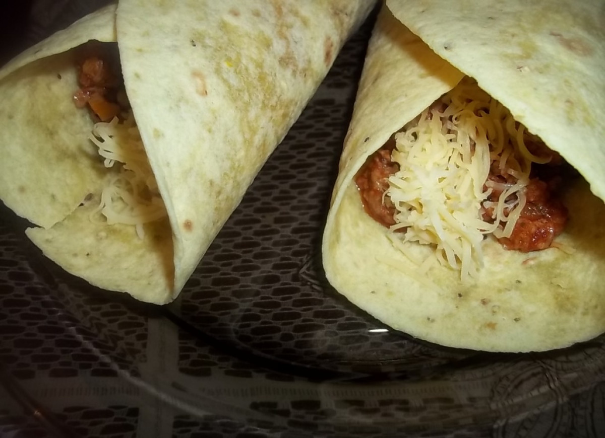 Tortille z mięsem mielonym