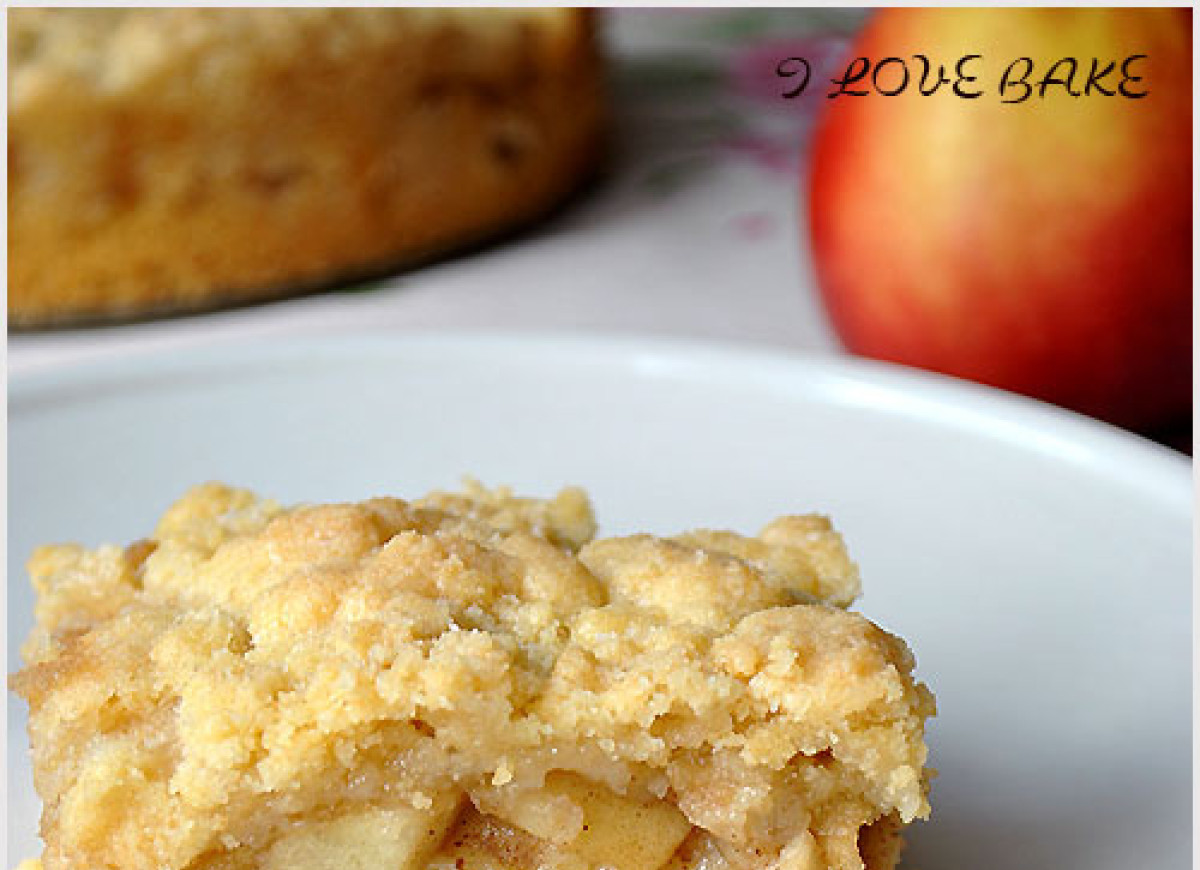 Ciasto z jabłkami i kruszonką - przepis