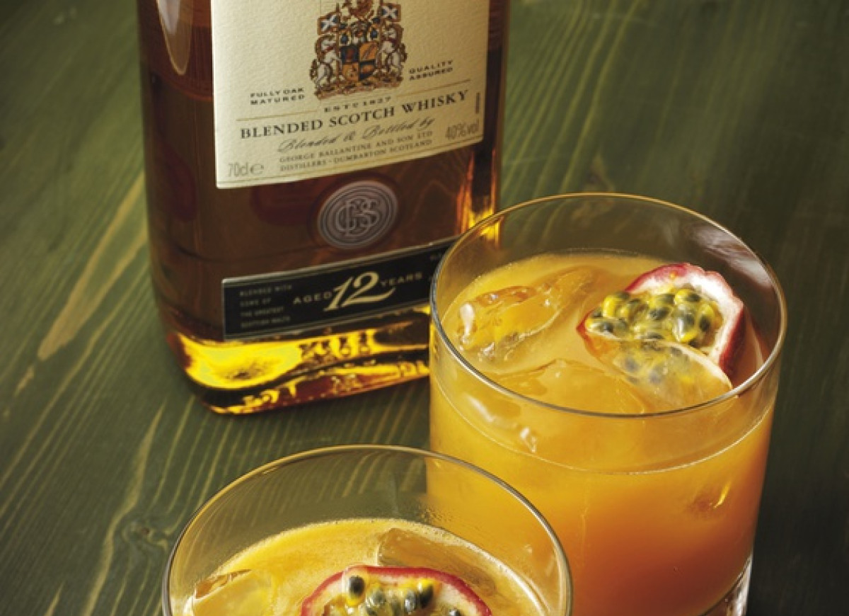 BALLANTINE’S  & MARAKUJA