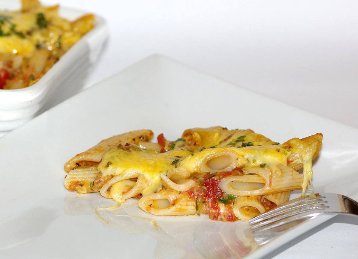 Zapiekany makaron z dodatkami