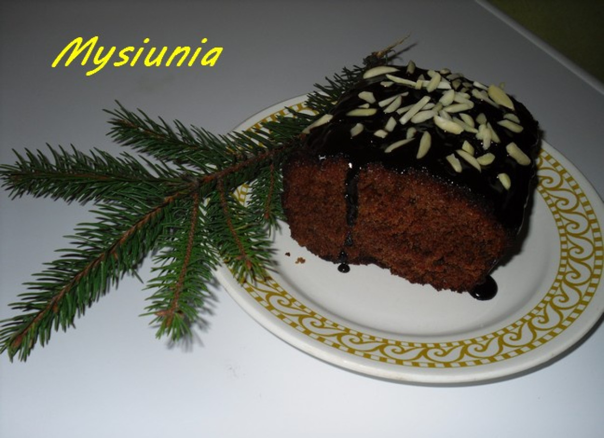 Świąteczny piernik z bakaliami