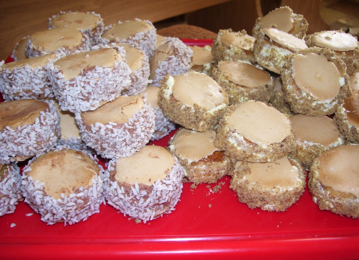 Ciasteczka z masą kawową i waniliową