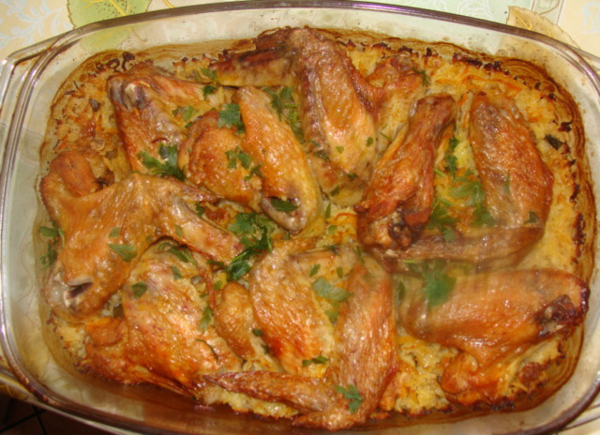 Skrzydełka na ryżu