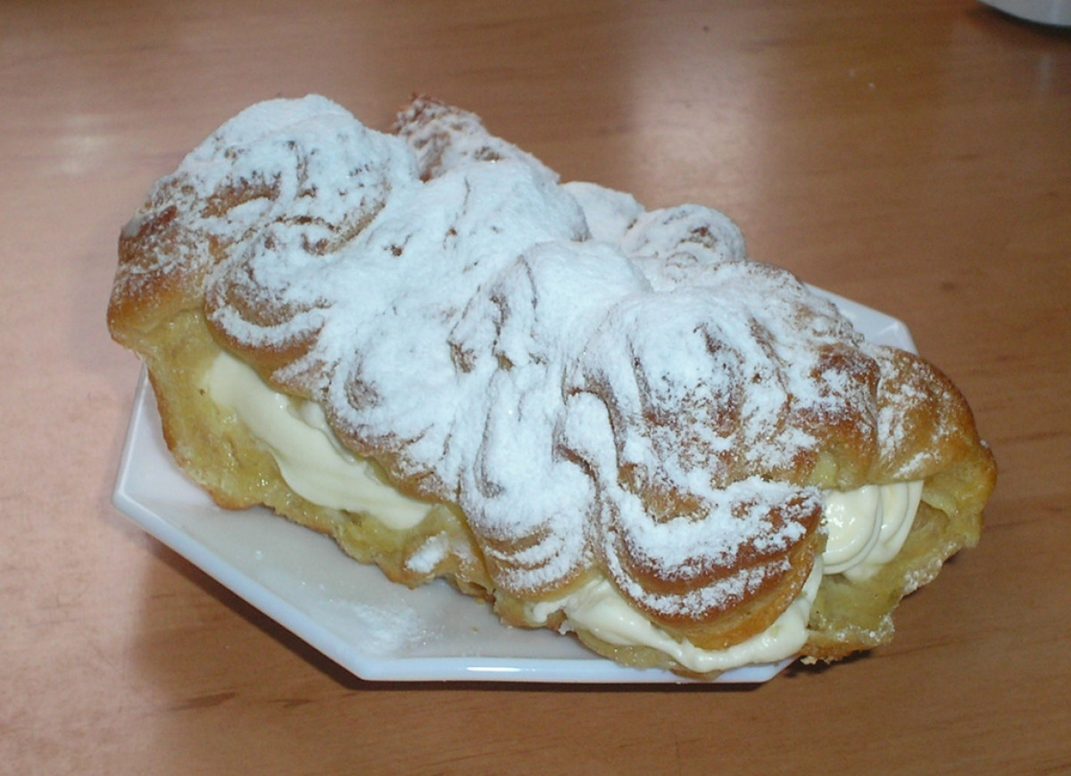 eklerki z bitą śmietaną