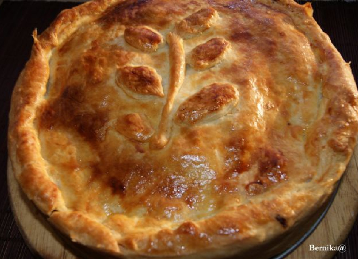 Kulebiak z mięsno-kapuścianym farszem