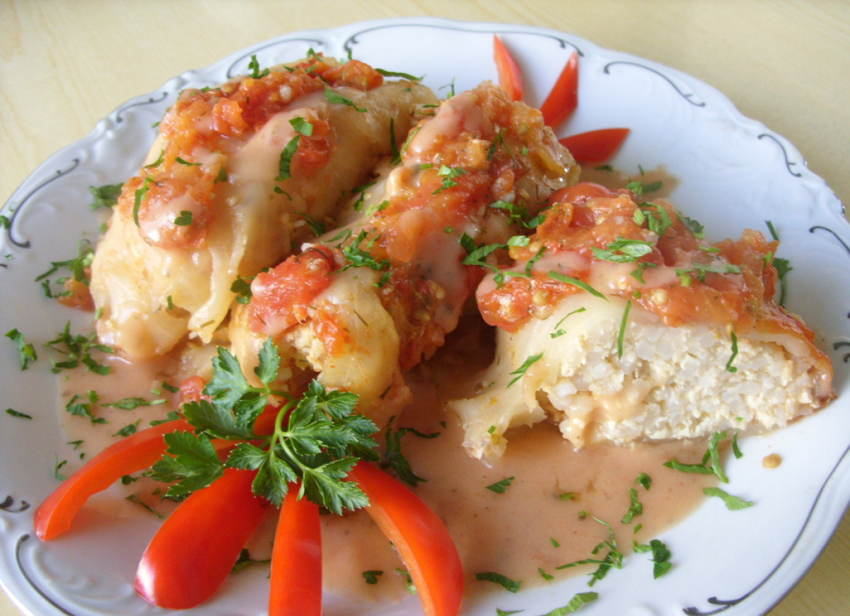 GOŁĄBKI DROBIOWE W POMIDORACH