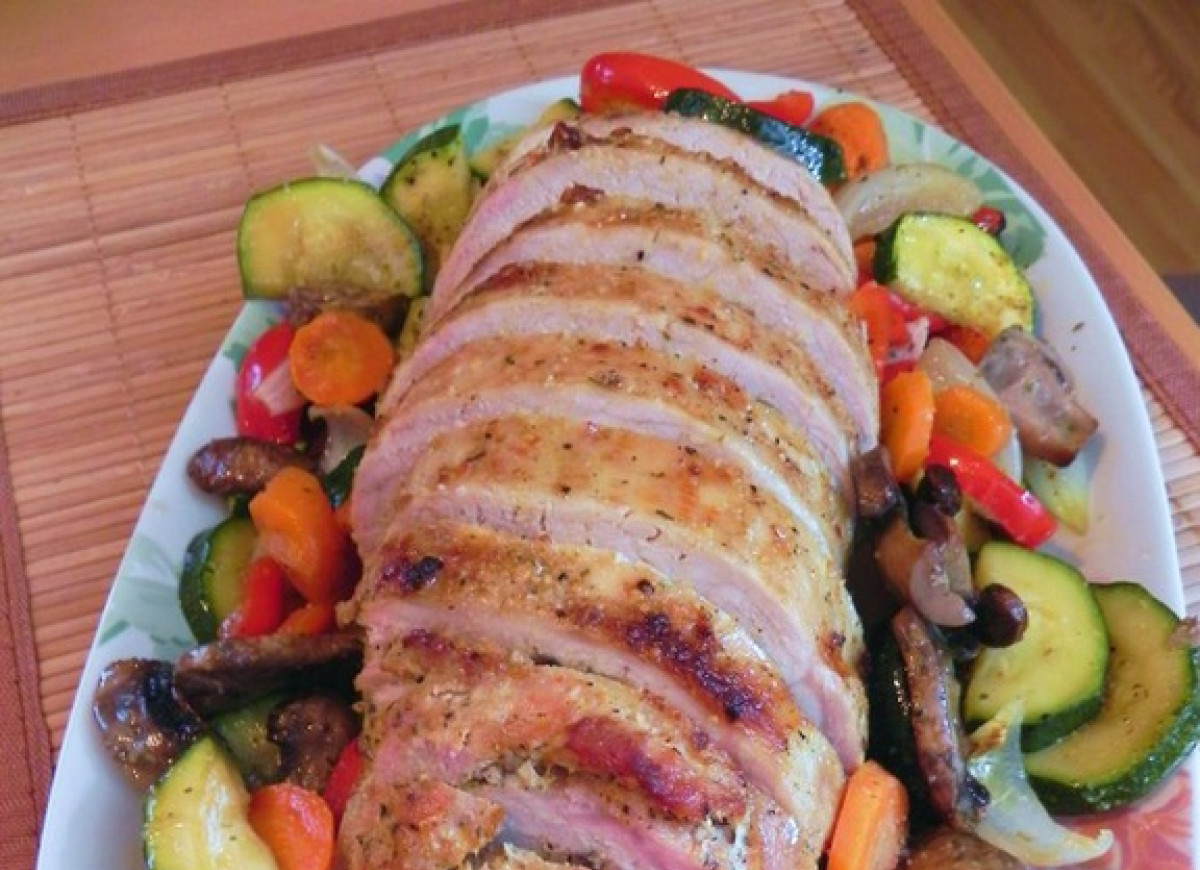 Pieczony schab zawijany z pieczarkami