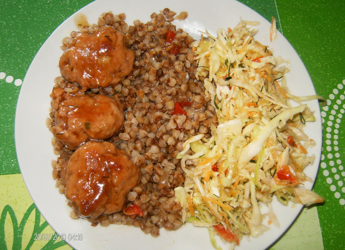 KULKI MIęSNE W SOSIE PIECZENIOWYM