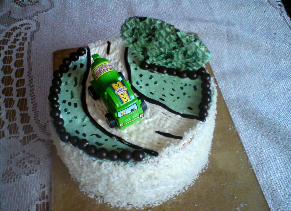 Tort z samochodzikiem