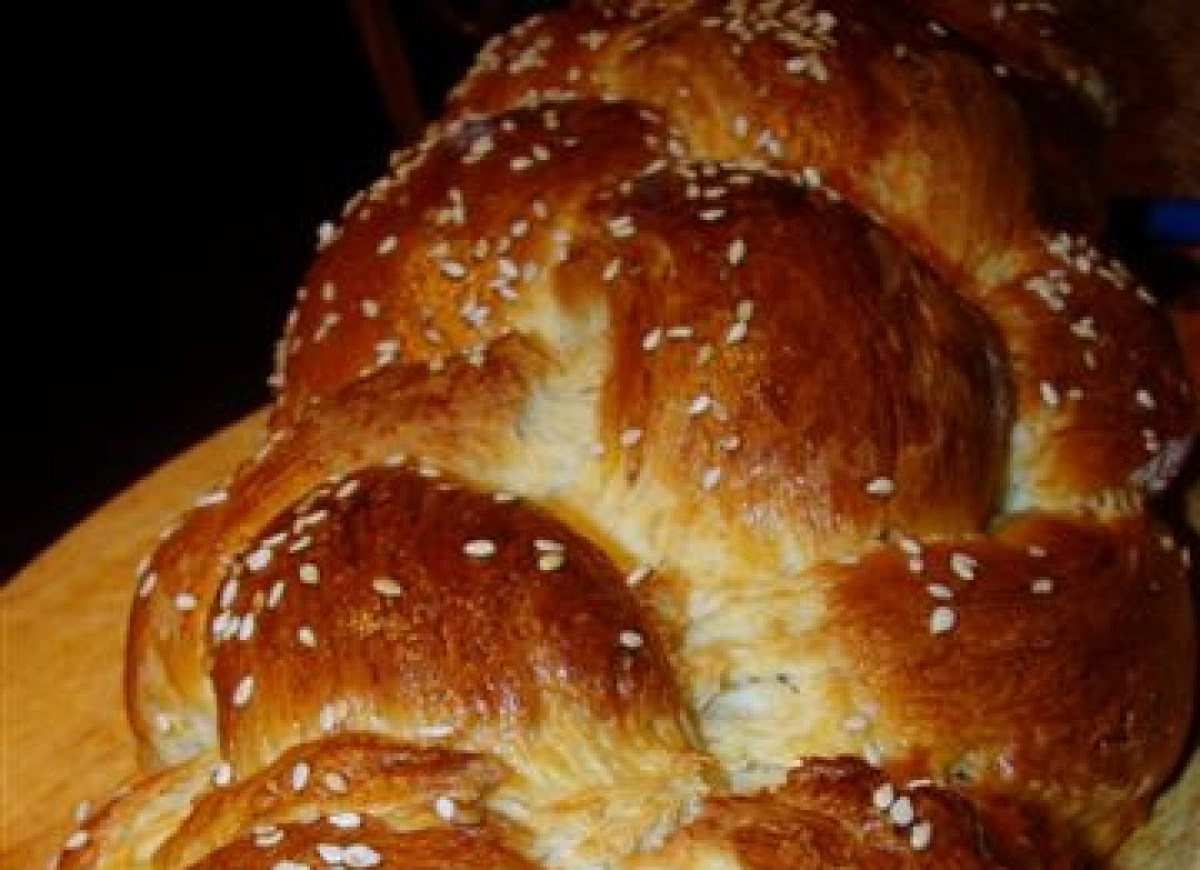 Maślana chałka "poszóstnie" pleciona